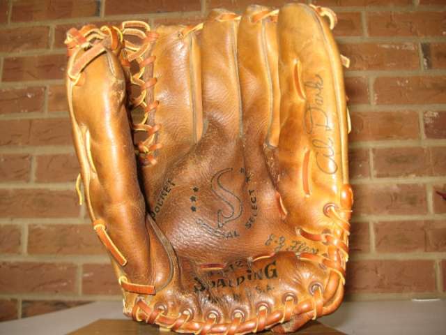 Al Dark Spalding 42-123 Front